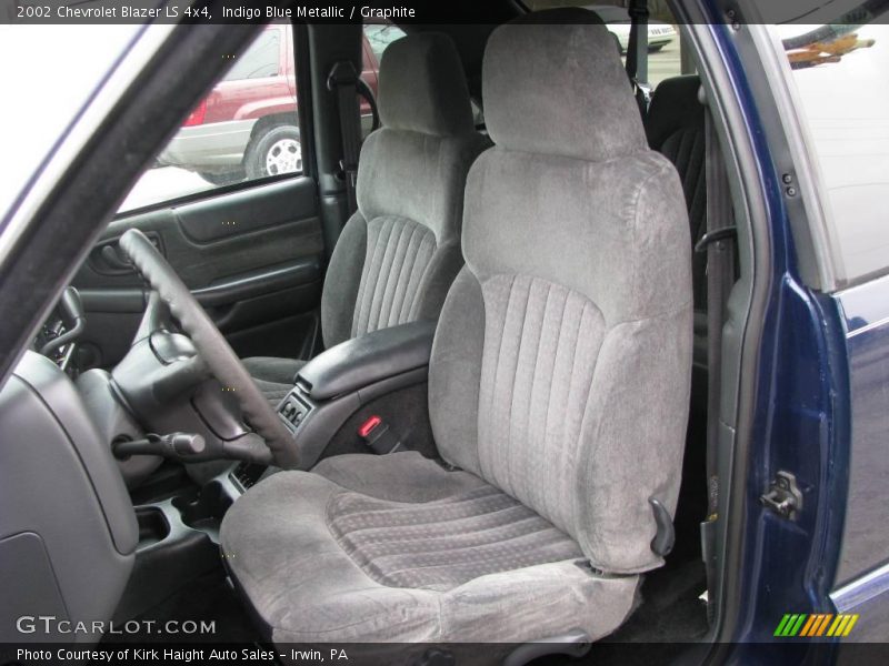 Indigo Blue Metallic / Graphite 2002 Chevrolet Blazer LS 4x4