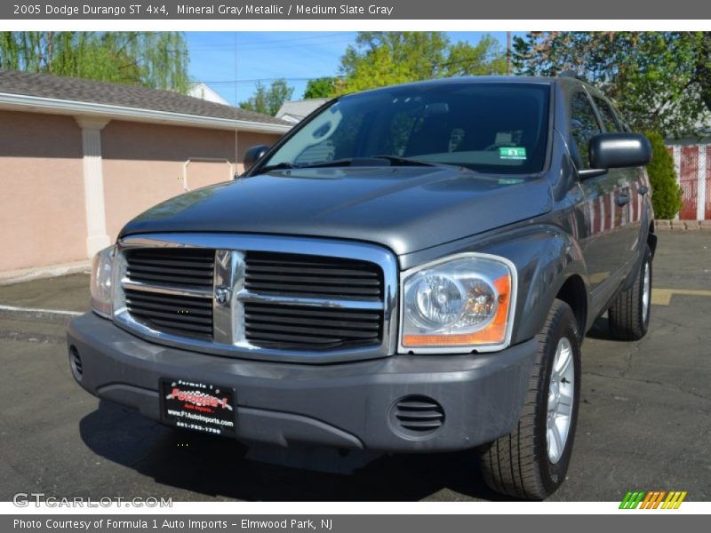 Mineral Gray Metallic / Medium Slate Gray 2005 Dodge Durango ST 4x4
