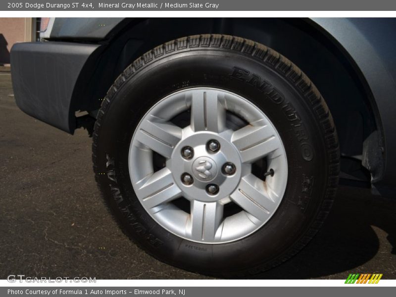 Mineral Gray Metallic / Medium Slate Gray 2005 Dodge Durango ST 4x4
