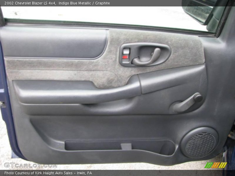 Indigo Blue Metallic / Graphite 2002 Chevrolet Blazer LS 4x4