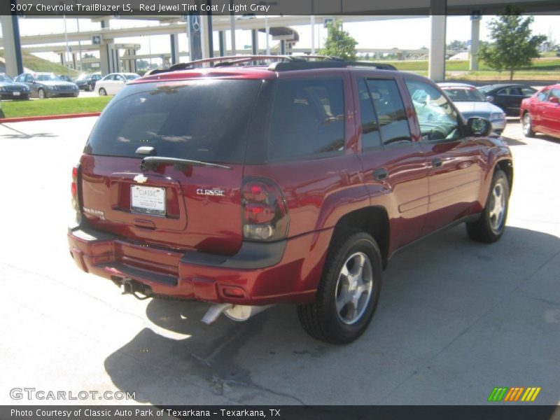 Red Jewel Tint Coat / Light Gray 2007 Chevrolet TrailBlazer LS
