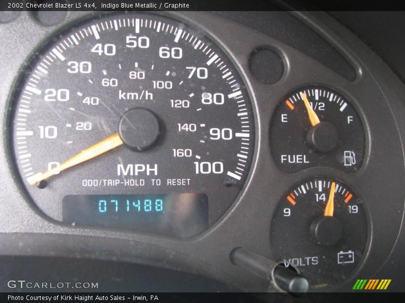 Indigo Blue Metallic / Graphite 2002 Chevrolet Blazer LS 4x4