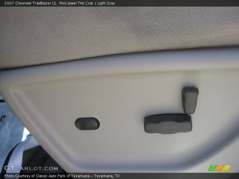 Red Jewel Tint Coat / Light Gray 2007 Chevrolet TrailBlazer LS
