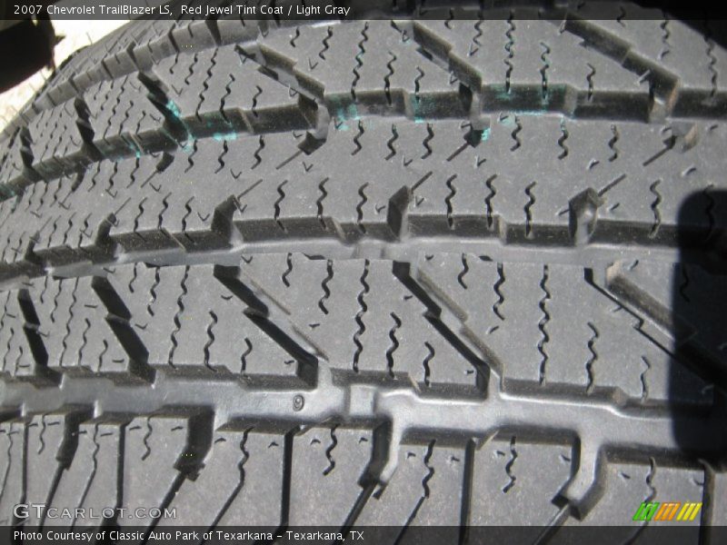 Red Jewel Tint Coat / Light Gray 2007 Chevrolet TrailBlazer LS