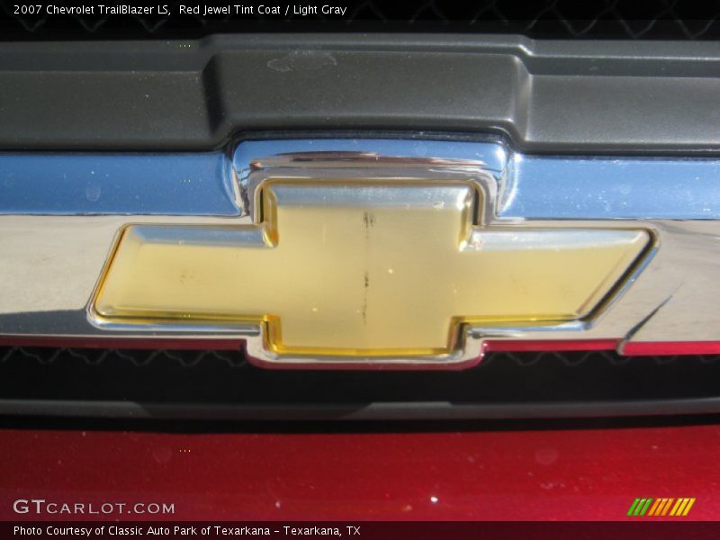 Red Jewel Tint Coat / Light Gray 2007 Chevrolet TrailBlazer LS