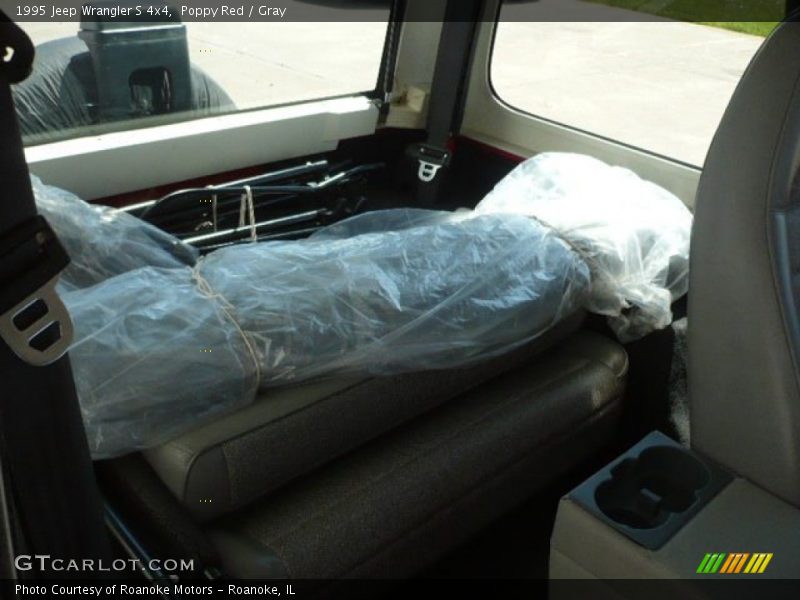 Poppy Red / Gray 1995 Jeep Wrangler S 4x4
