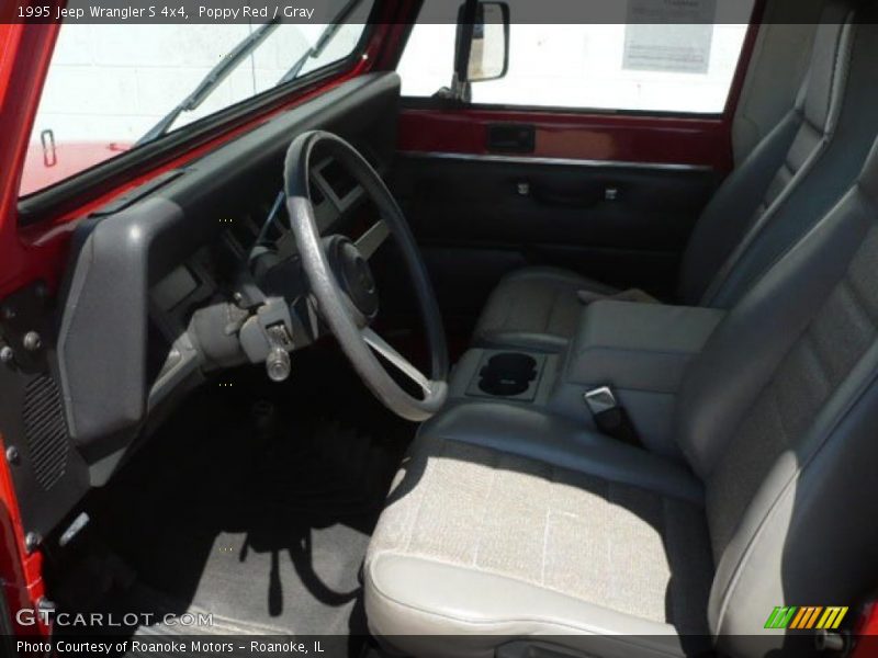 Poppy Red / Gray 1995 Jeep Wrangler S 4x4