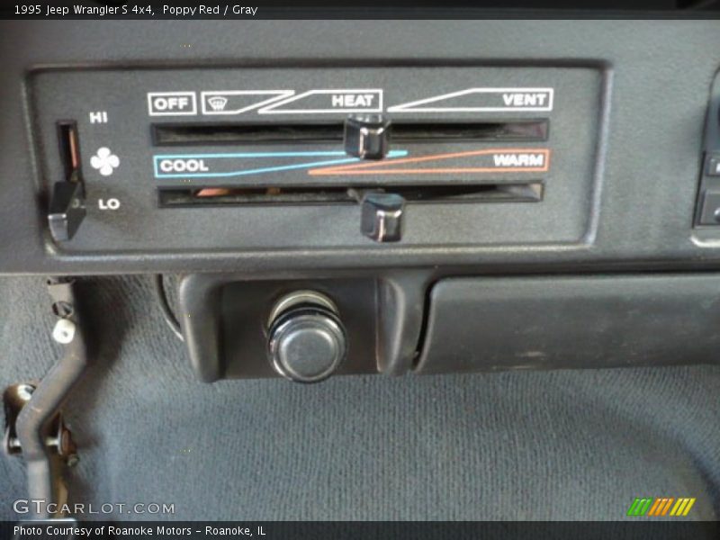 Poppy Red / Gray 1995 Jeep Wrangler S 4x4