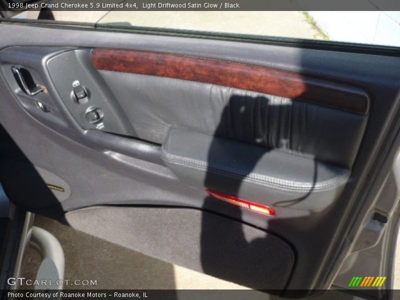 Light Driftwood Satin Glow / Black 1998 Jeep Grand Cherokee 5.9 Limited 4x4