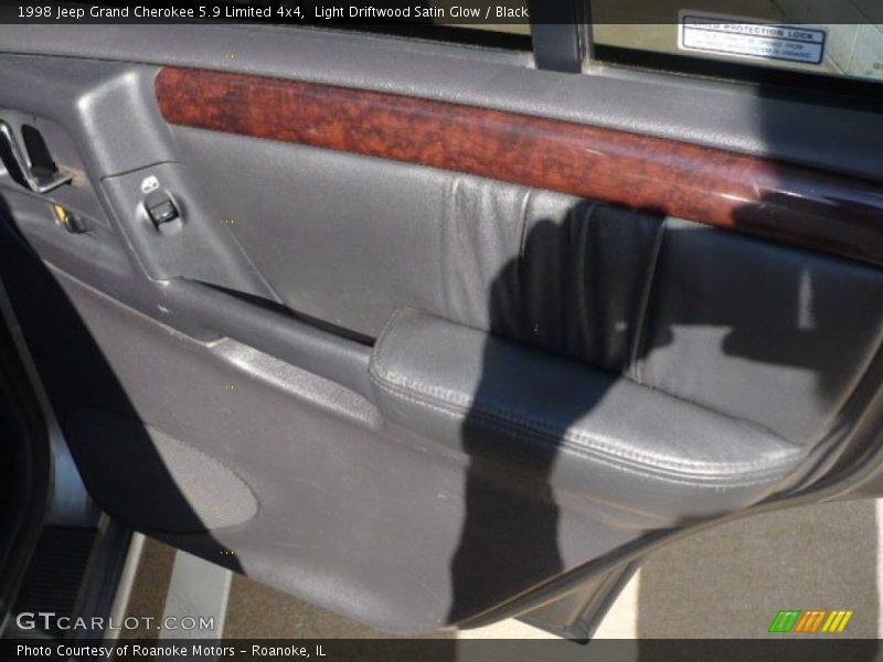 Light Driftwood Satin Glow / Black 1998 Jeep Grand Cherokee 5.9 Limited 4x4