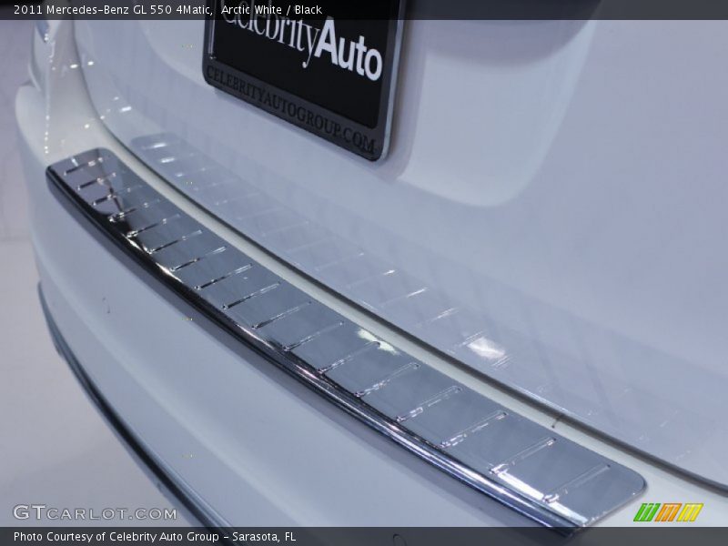 Arctic White / Black 2011 Mercedes-Benz GL 550 4Matic