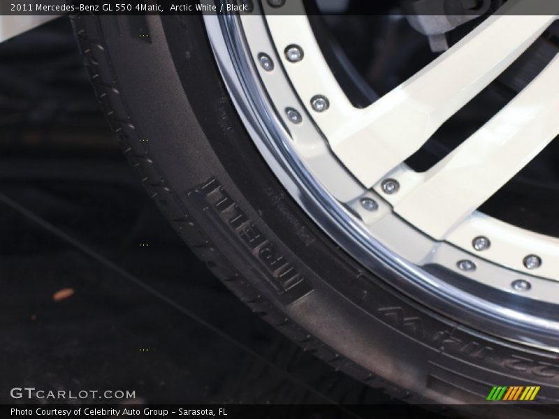 Arctic White / Black 2011 Mercedes-Benz GL 550 4Matic