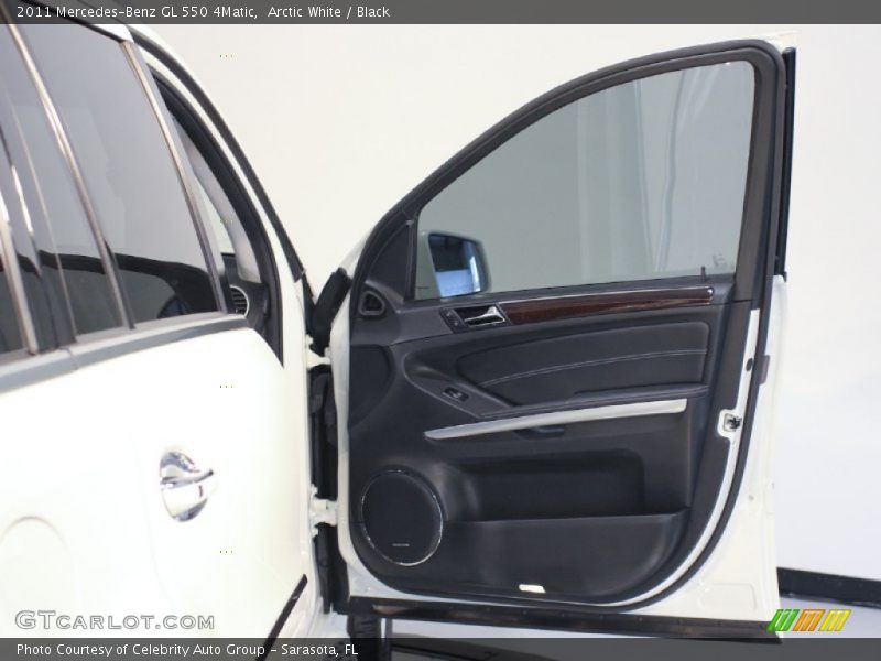 Arctic White / Black 2011 Mercedes-Benz GL 550 4Matic