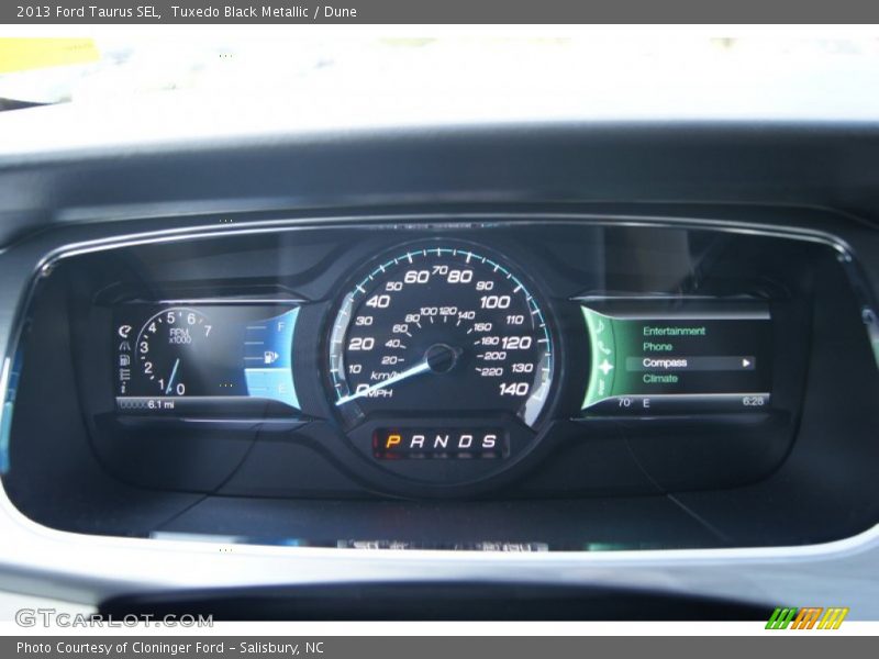 Tuxedo Black Metallic / Dune 2013 Ford Taurus SEL
