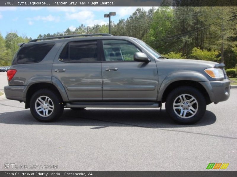 Phantom Gray Pearl / Light Charcoal 2005 Toyota Sequoia SR5
