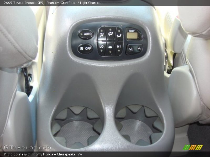 Phantom Gray Pearl / Light Charcoal 2005 Toyota Sequoia SR5