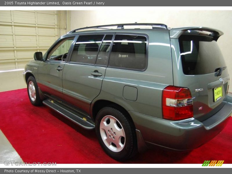 Oasis Green Pearl / Ivory 2005 Toyota Highlander Limited