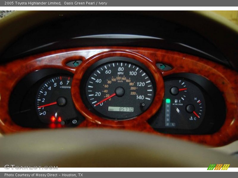 Oasis Green Pearl / Ivory 2005 Toyota Highlander Limited