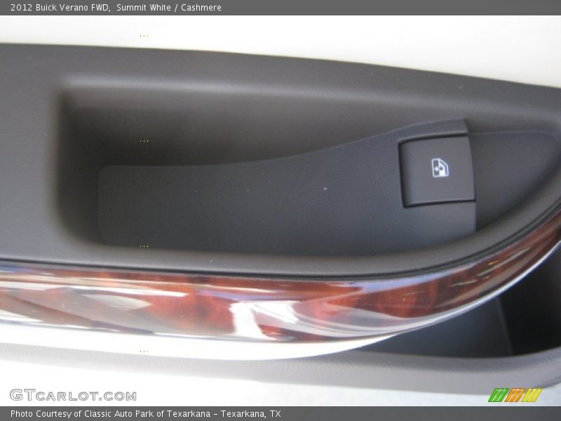 Summit White / Cashmere 2012 Buick Verano FWD