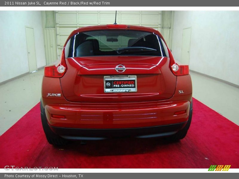 Cayenne Red / Black/Red w/Red Trim 2011 Nissan Juke SL