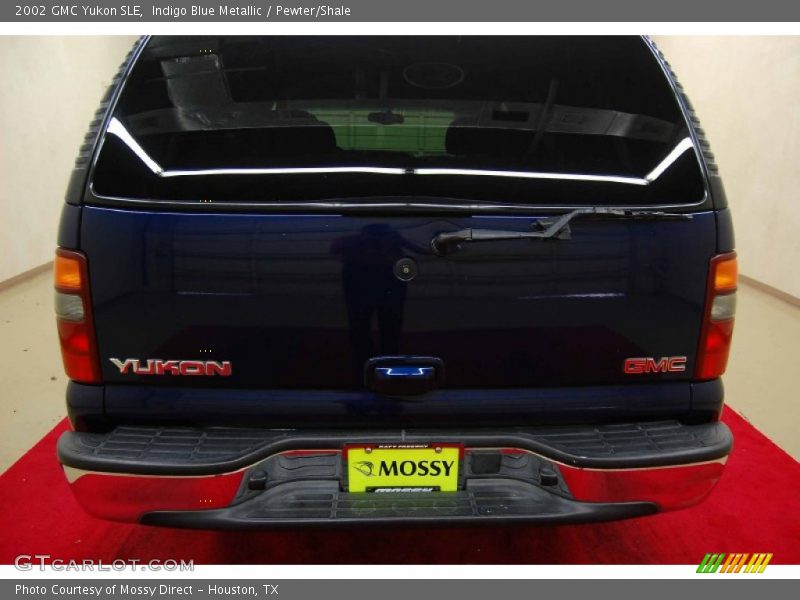 Indigo Blue Metallic / Pewter/Shale 2002 GMC Yukon SLE