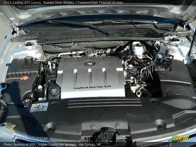 Radiant Silver Metallic / Titanium/Dark Titanium Accents 2011 Cadillac DTS Luxury