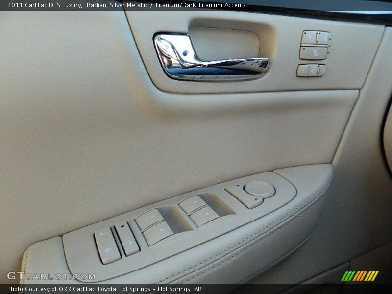 Radiant Silver Metallic / Titanium/Dark Titanium Accents 2011 Cadillac DTS Luxury