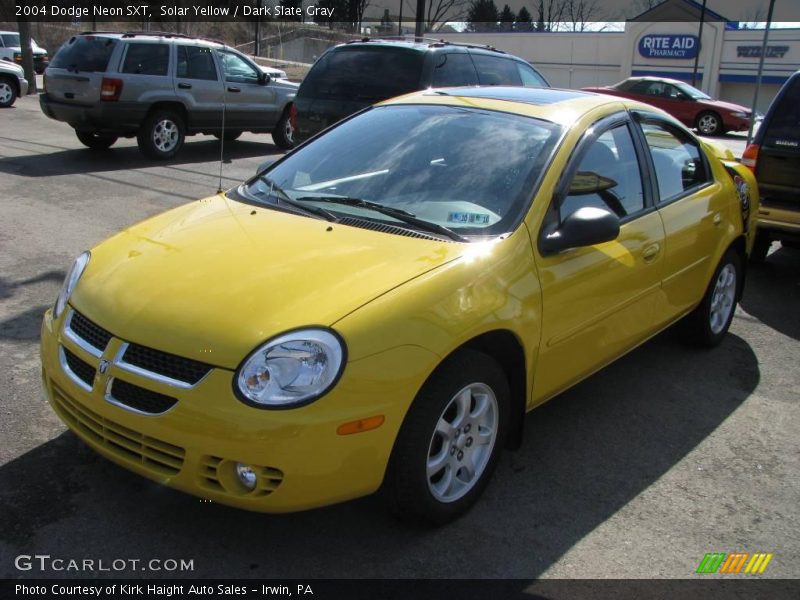 Solar Yellow / Dark Slate Gray 2004 Dodge Neon SXT