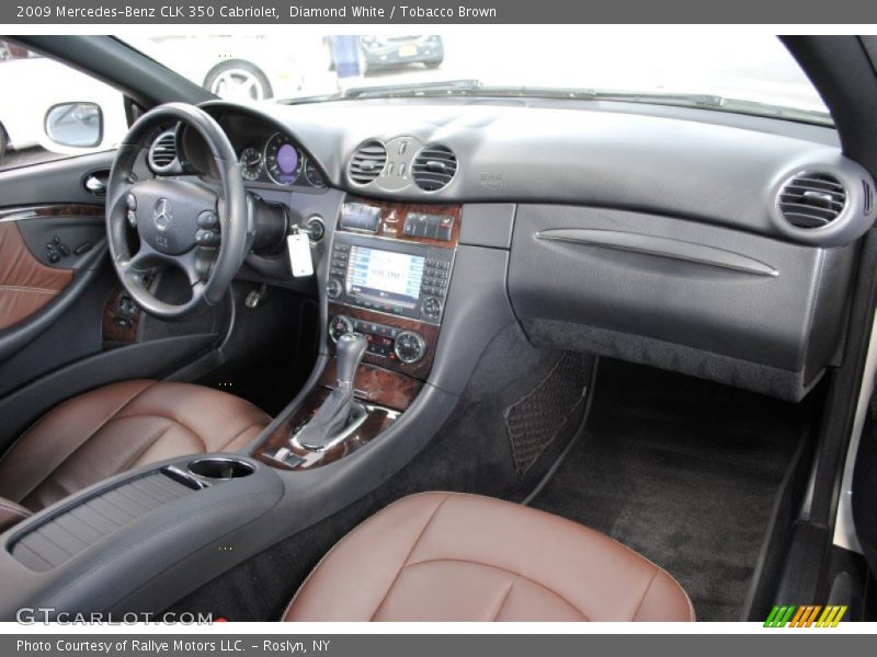 Dashboard of 2009 CLK 350 Cabriolet