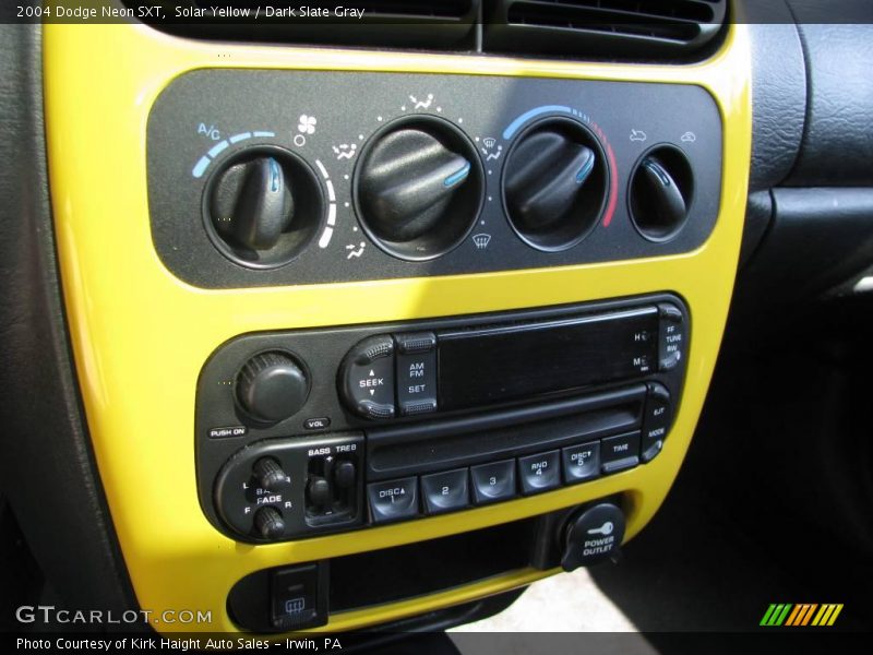 Solar Yellow / Dark Slate Gray 2004 Dodge Neon SXT