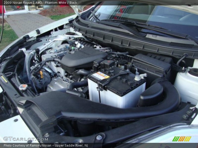 Phantom White / Black 2009 Nissan Rogue S AWD