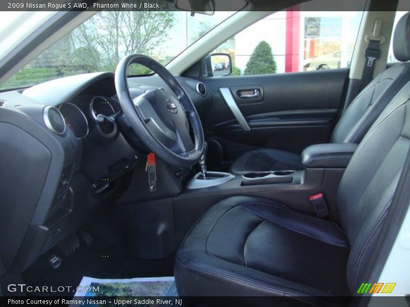 Phantom White / Black 2009 Nissan Rogue S AWD