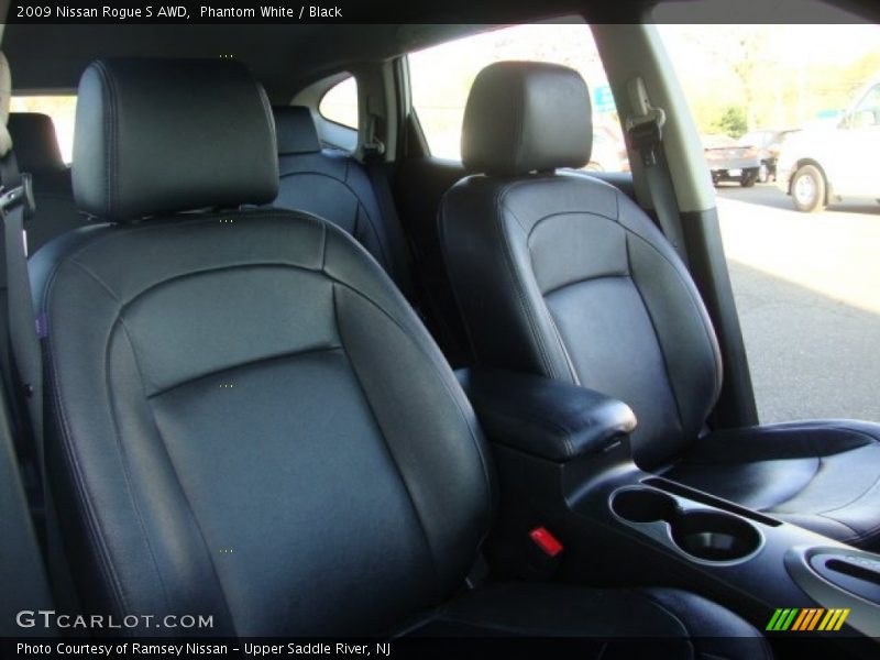 Phantom White / Black 2009 Nissan Rogue S AWD