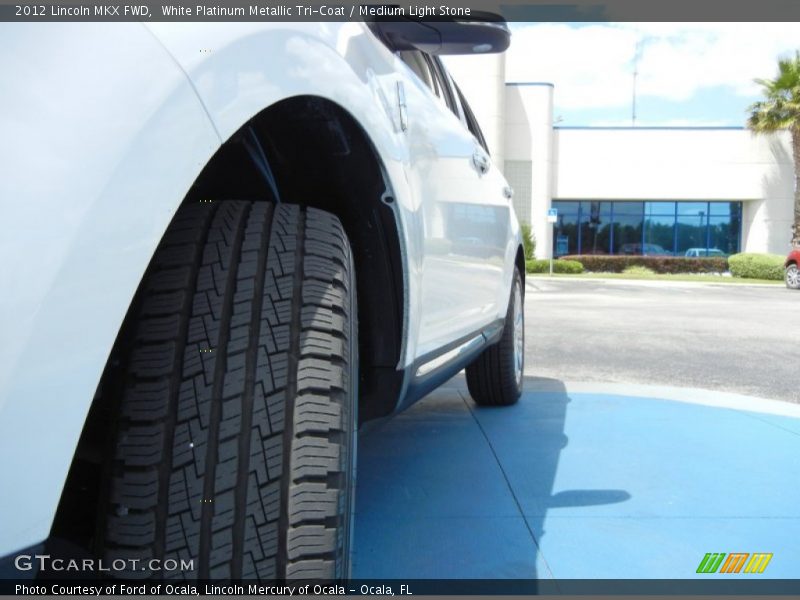 White Platinum Metallic Tri-Coat / Medium Light Stone 2012 Lincoln MKX FWD