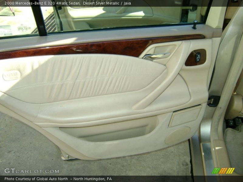 Desert Silver Metallic / Java 2000 Mercedes-Benz E 320 4Matic Sedan