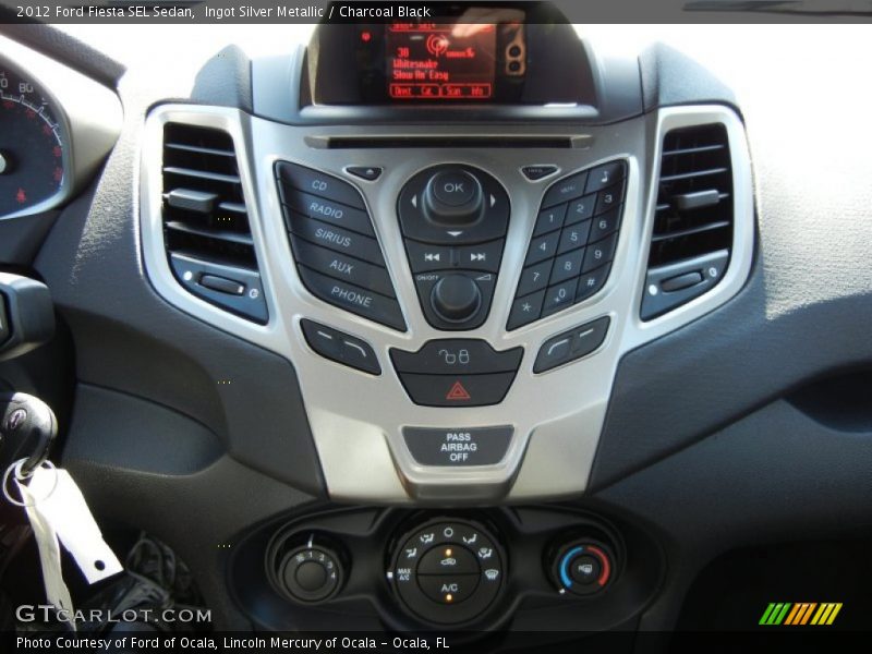 Ingot Silver Metallic / Charcoal Black 2012 Ford Fiesta SEL Sedan
