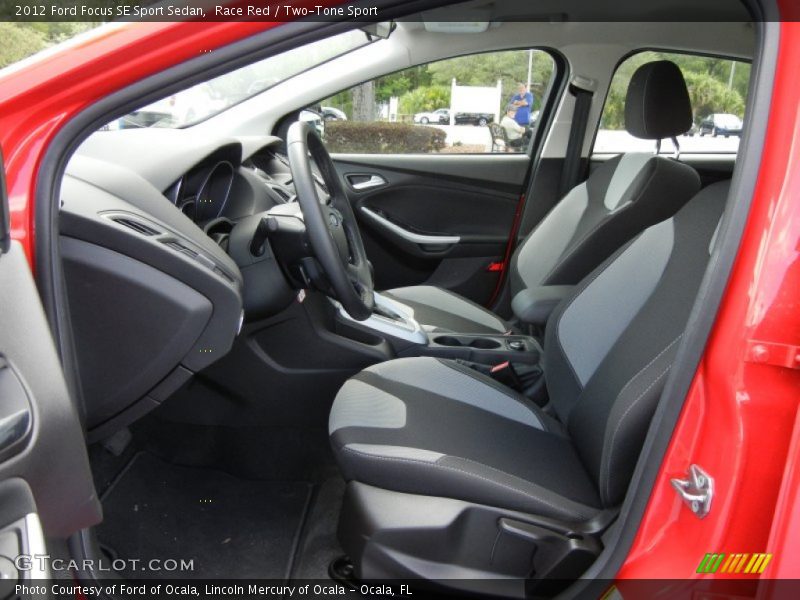 Race Red / Two-Tone Sport 2012 Ford Focus SE Sport Sedan