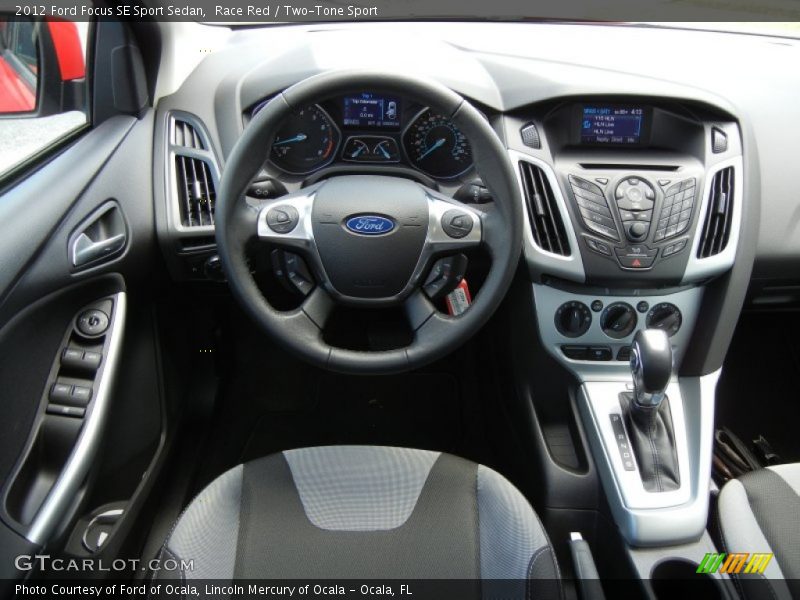 Race Red / Two-Tone Sport 2012 Ford Focus SE Sport Sedan