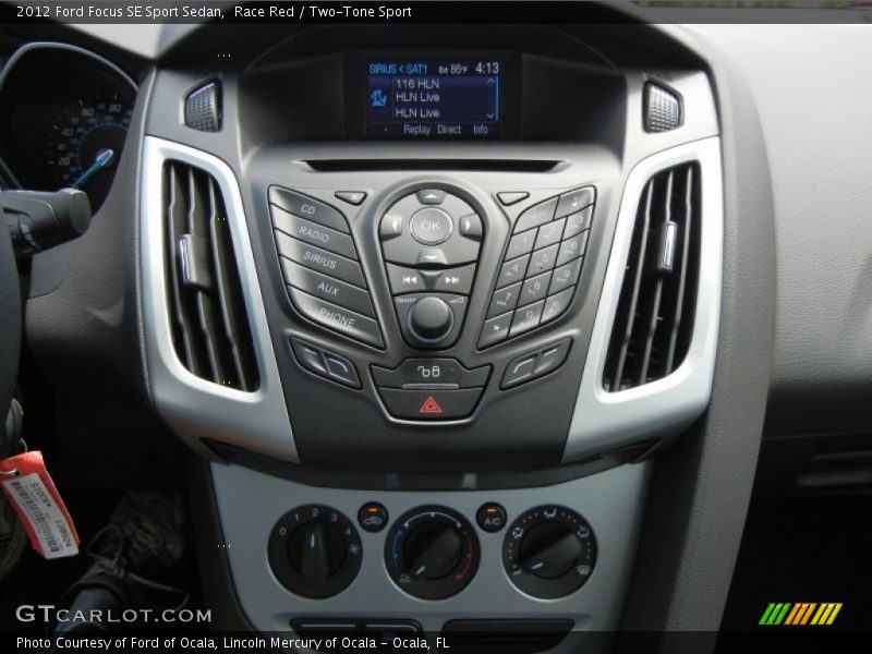 Race Red / Two-Tone Sport 2012 Ford Focus SE Sport Sedan