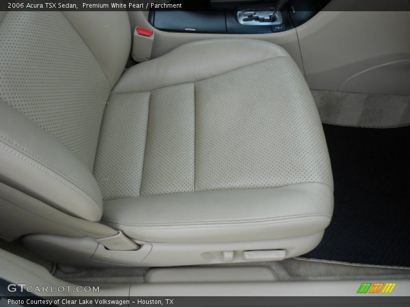 Premium White Pearl / Parchment 2006 Acura TSX Sedan
