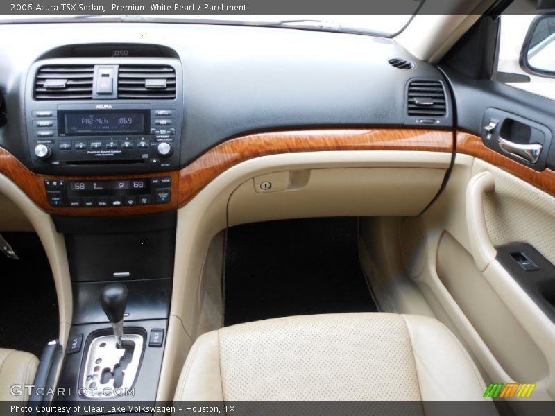 Premium White Pearl / Parchment 2006 Acura TSX Sedan