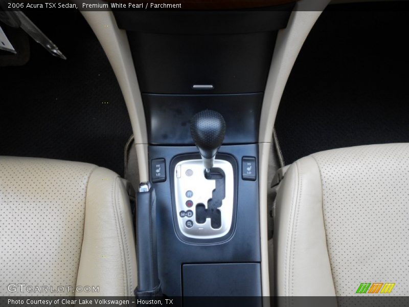 Premium White Pearl / Parchment 2006 Acura TSX Sedan