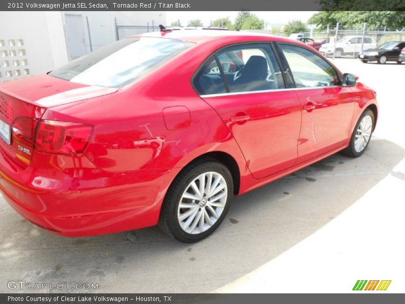 Tornado Red / Titan Black 2012 Volkswagen Jetta SEL Sedan