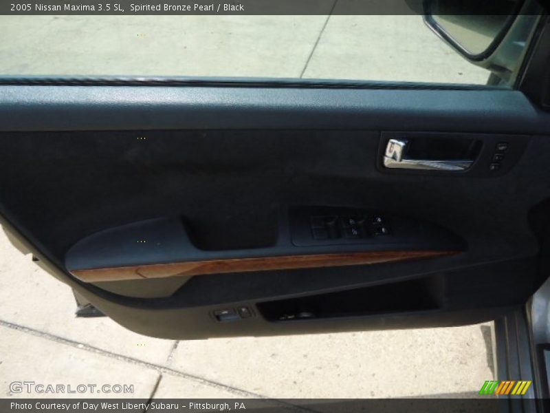 Spirited Bronze Pearl / Black 2005 Nissan Maxima 3.5 SL
