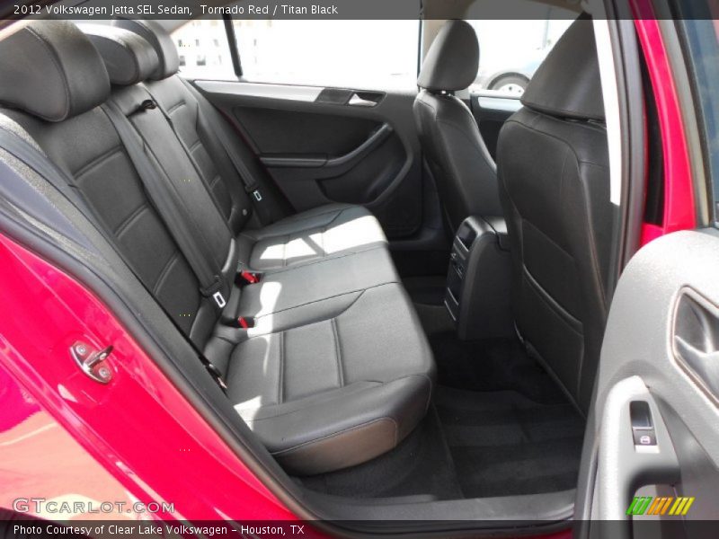 Tornado Red / Titan Black 2012 Volkswagen Jetta SEL Sedan