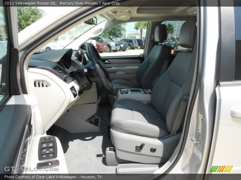 Mercury Silver Metallic / Aero Gray 2011 Volkswagen Routan SEL