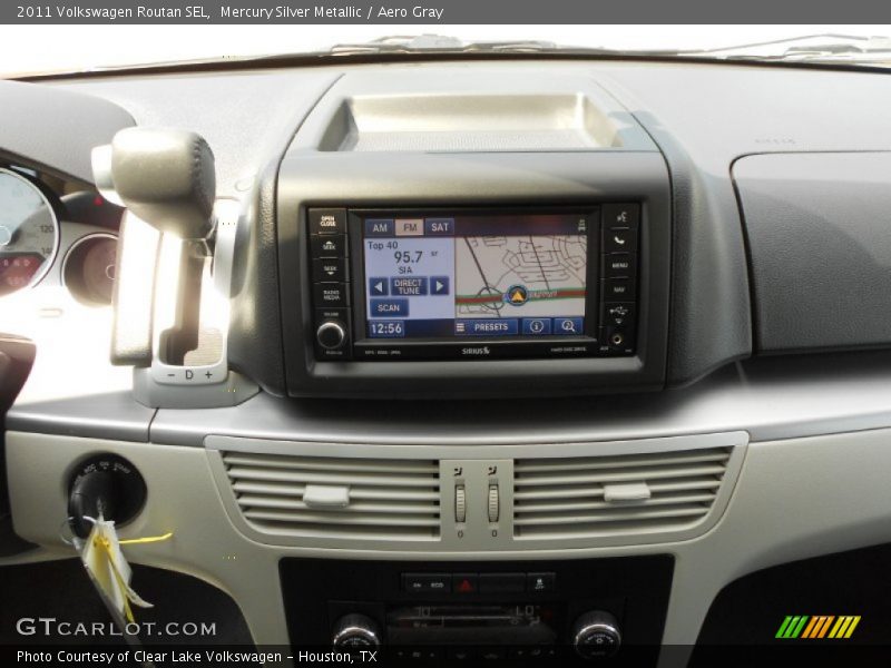 Mercury Silver Metallic / Aero Gray 2011 Volkswagen Routan SEL