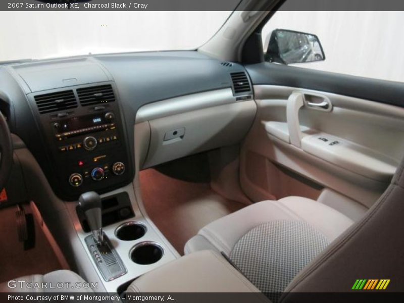 Charcoal Black / Gray 2007 Saturn Outlook XE