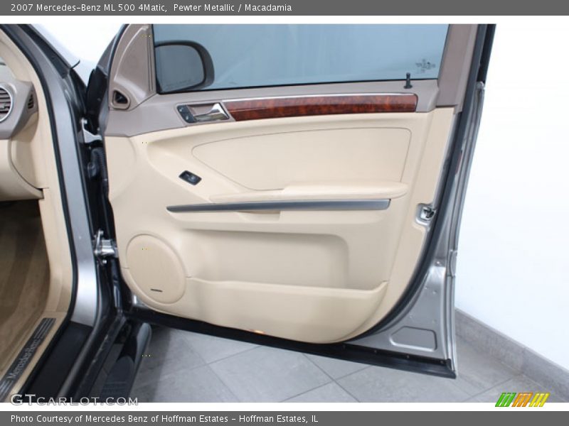 Pewter Metallic / Macadamia 2007 Mercedes-Benz ML 500 4Matic
