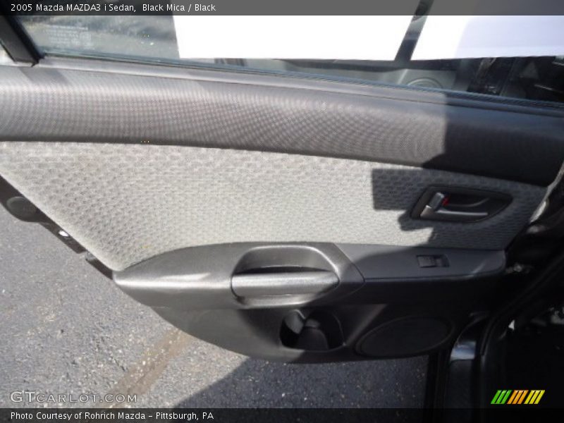 Black Mica / Black 2005 Mazda MAZDA3 i Sedan